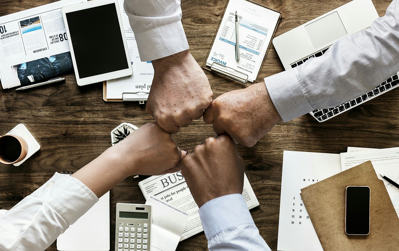 entdecken sie effektive verhandlungsstrategien, um ihre ziele erfolgreich zu erreichen. lernen sie techniken für überzeugende kommunikation, optimale ergebnisse und win-win-lösungen in jeder verhandlungssituation.